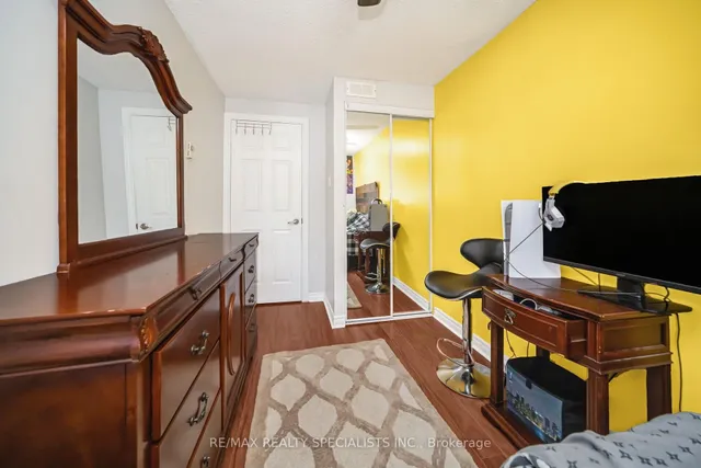 Additional image 31 of 18 Hardcastle Crt