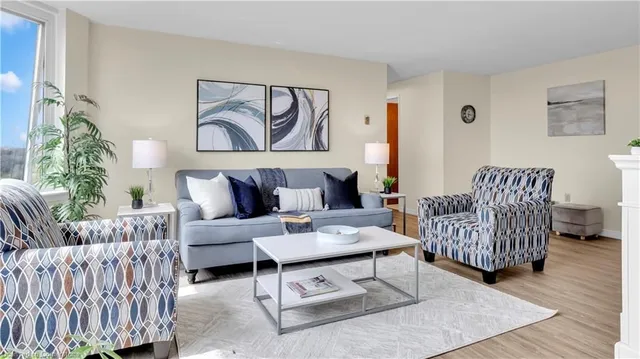 Additional image 14 of 35 Green Valley Dr Unit 1610