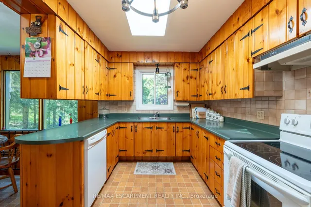 Additional image 13 of 1215 Derry Rd