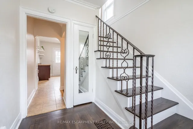 Additional image 7 of 11 Huxley Ave