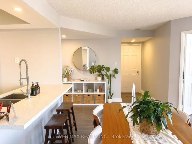 Additional image 4 of 50 Eglinton Ave Unit 905