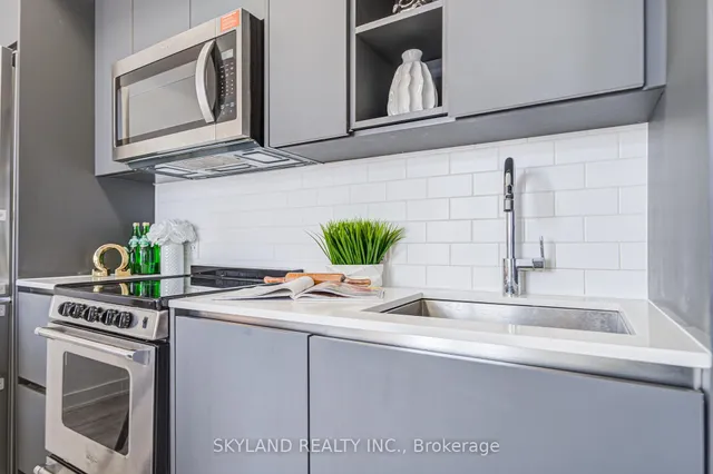 Additional image 13 of 251 Manitoba St Unit 2007