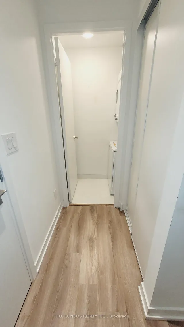 Additional image 15 of 20 Edward St Unit 1019