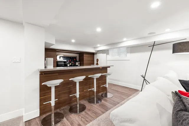 Additional image 35 of 215 Lonsmount Dr