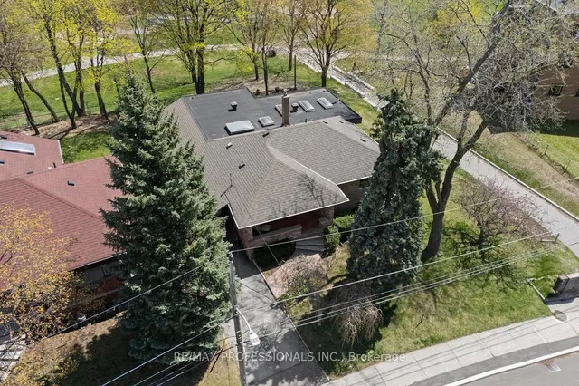 Additional image 47 of 33 Heathrow Dr