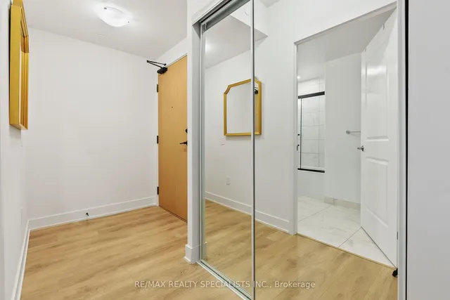 Additional image 9 of 202 Burnhamthorpe Rd Unit 1206W