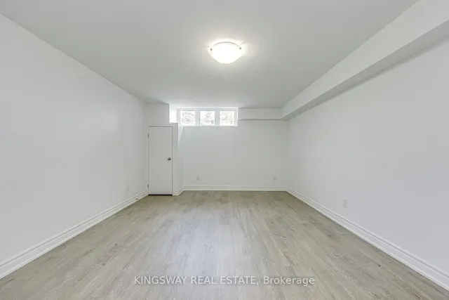 Additional image 44 of 3232 Larry Cres