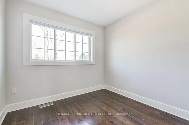 Additional image 16 of 174 Foxbar Rd