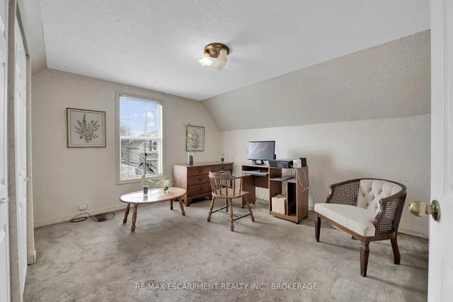 Additional image 24 of 164 Campbell Ave