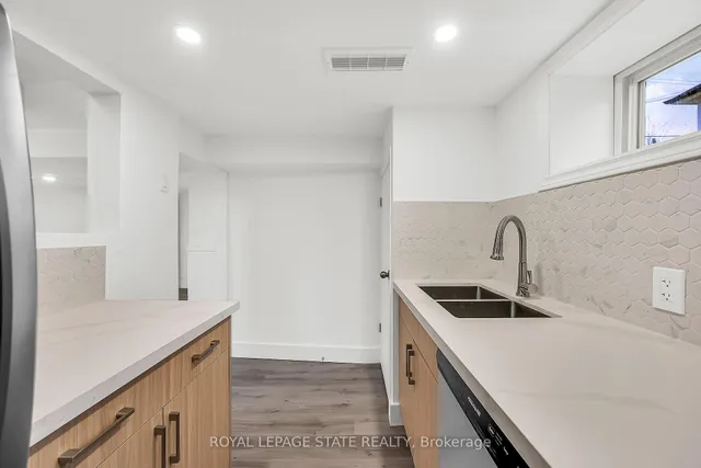 Additional image 31 of 44 West 4th St