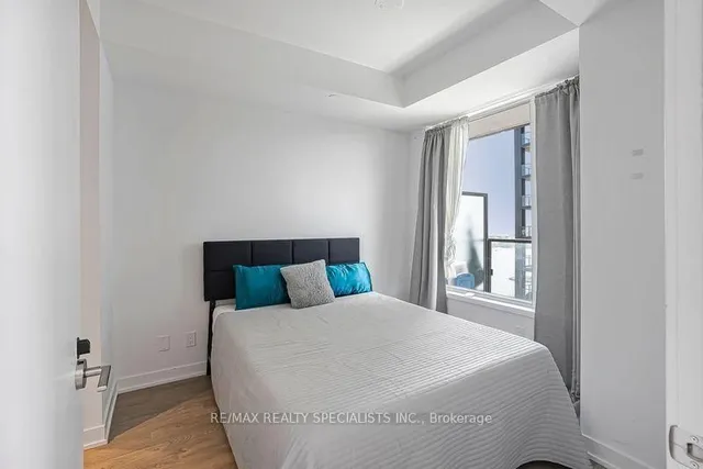 Additional image 34 of 1926 Lakeshore Blvd Unit 3711