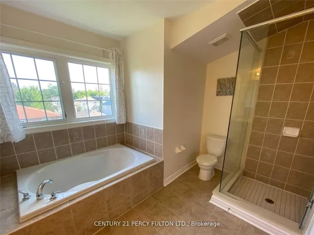 Additional image 15 of 169 Finch Ave Unit E