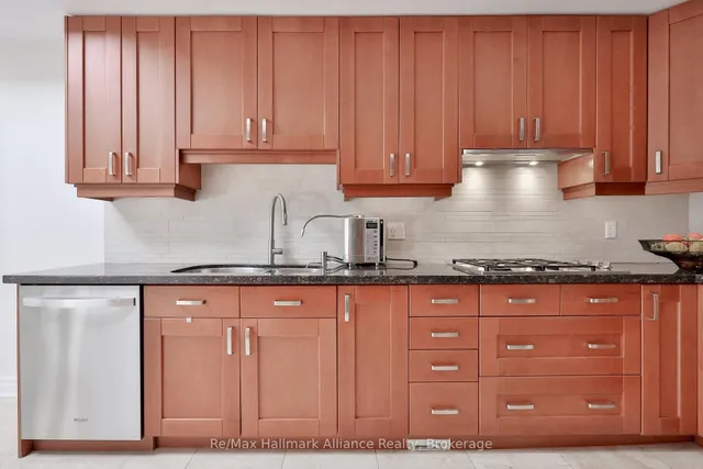 Additional image 29 of 2098 CONSTANCE Dr