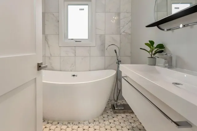 Additional image 29 of 130 Saturn Rd