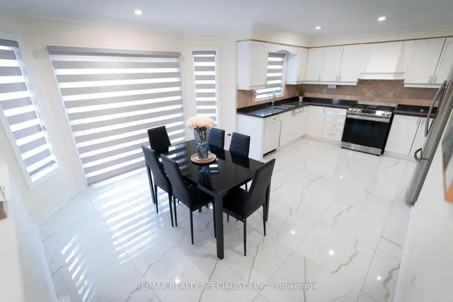 Additional image 16 of 11 Foxmere Rd