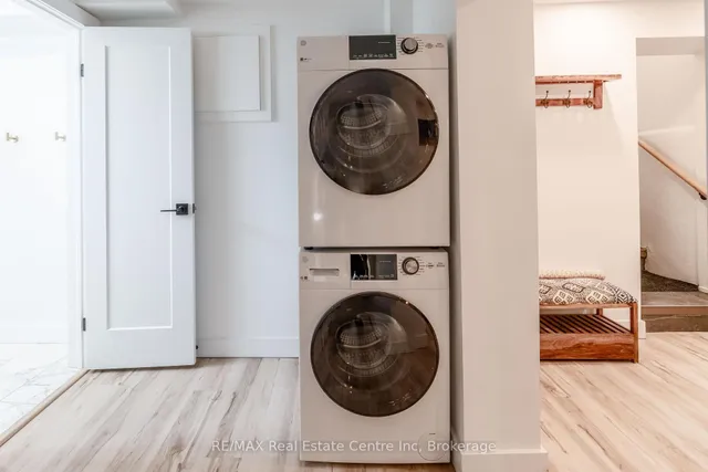 Additional image 41 of 120 Cameron St