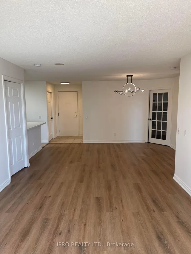 Additional image 5 of 25 Kingsbridge Garden Unit 1919