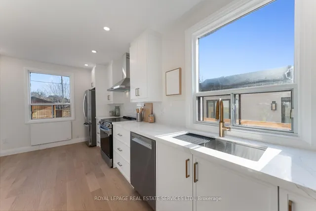 Additional image 20 of 63 Robinson St