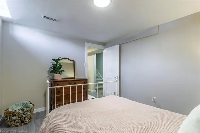 Additional image 41 of 112 Wexford Cres