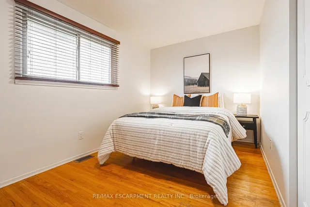 Additional image 22 of 98 Deerhurst Rd