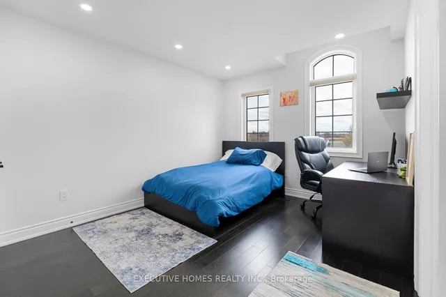 Additional image 28 of 25 Ixworth Circ