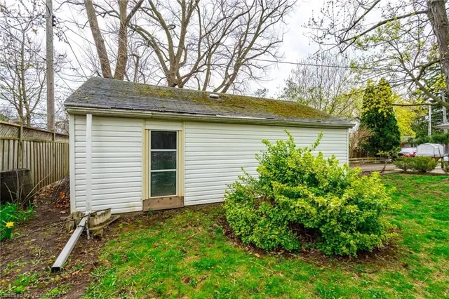 Additional image 44 of 611 Woodview Rd