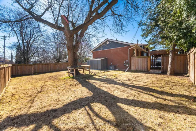 Additional image 48 of 608 Rosedale Cres