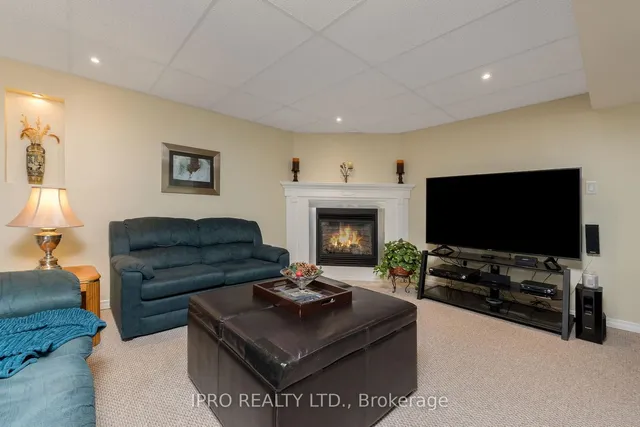 Additional image 22 of 1 Lindhurst St