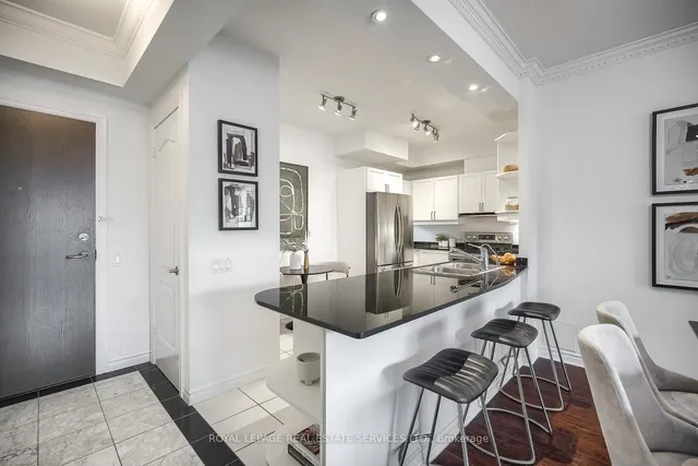 Additional image 8 of 18 William Carson Cres Unit 811