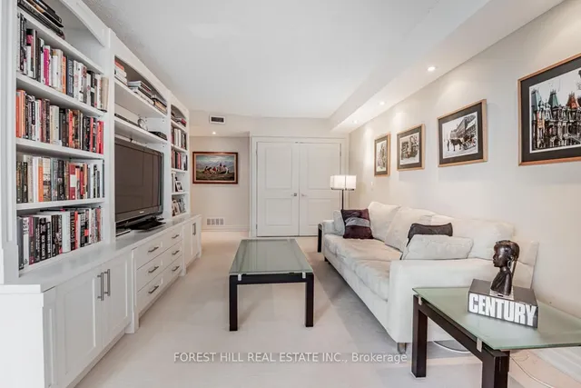 Additional image 26 of 55 Prince Arthur Ave Unit 901