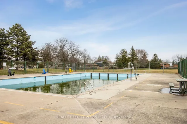 Additional image 40 of 61 Mercury Rd