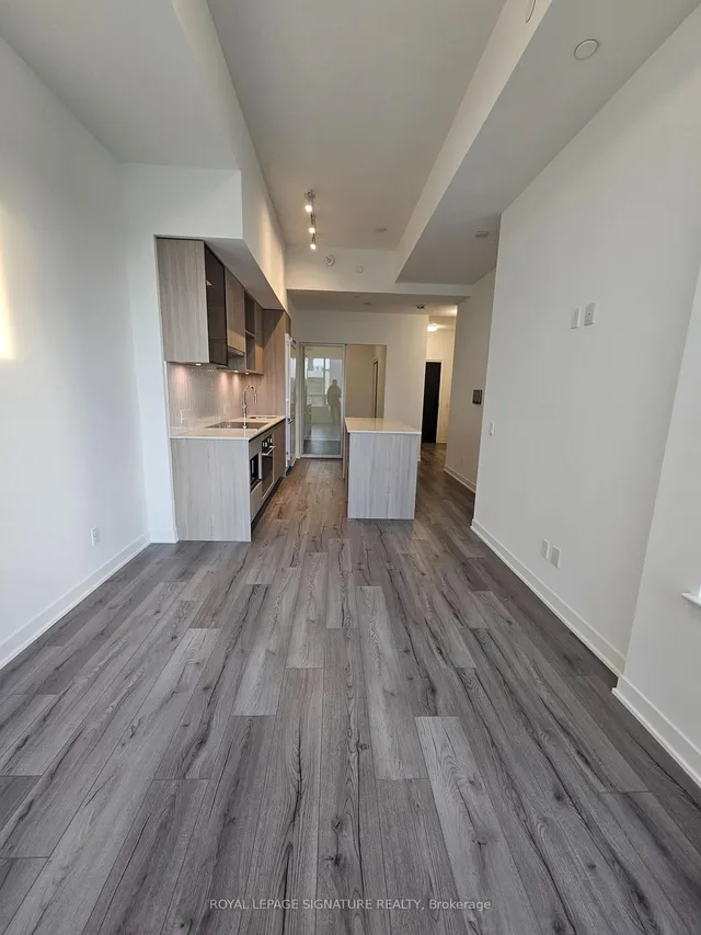 Additional image 7 of 405 Dundas St Unit 239