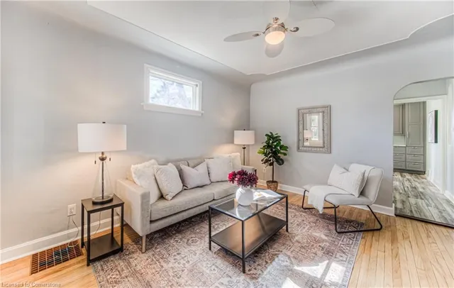 Additional image 9 of 6 Peltz Ave