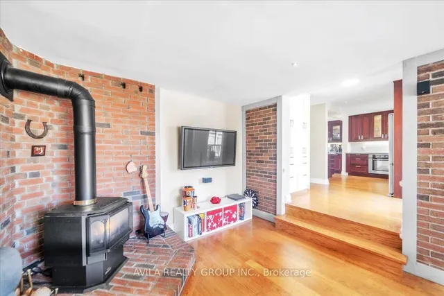 Additional image 17 of 3299 Queen Frederica Dr