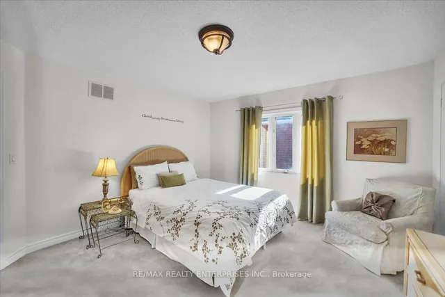 Additional image 46 of 18 Southcrest Crt