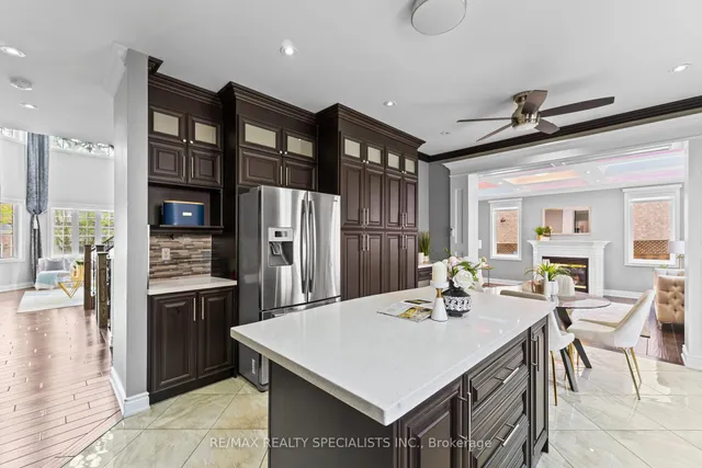 Additional image 10 of 14 Banks Dr