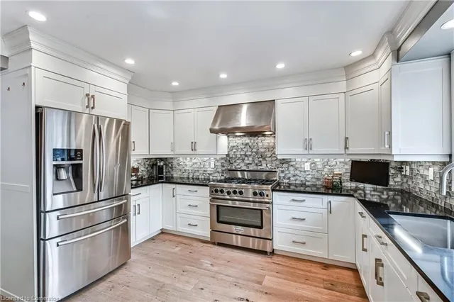 Additional image 13 of 27 Surrey Dr