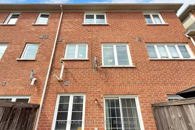 Additional image 40 of 53 Ferguson St