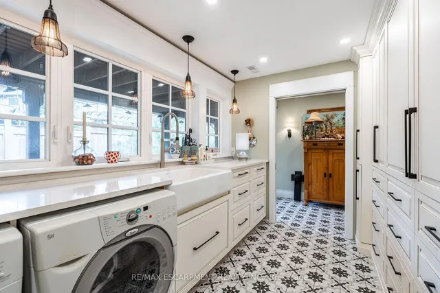 Additional image 37 of 121 Mohawk Rd