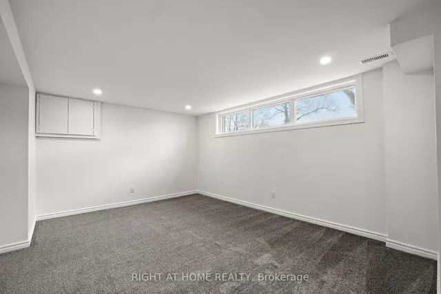 Additional image 19 of 62 Cloke Crt