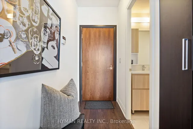 Additional image 9 of 36 Park Lawn Rd Unit 607