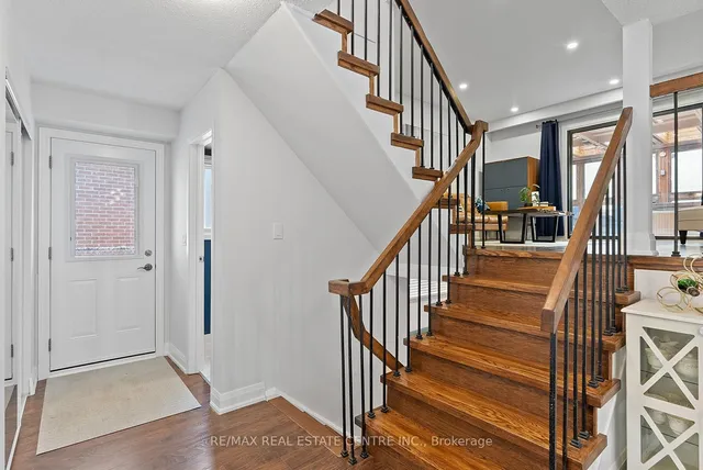 Additional image 6 of 82 Simmons Blvd