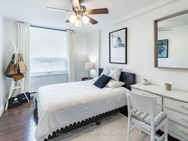 Additional image 27 of 61 Richview Rd Unit 406