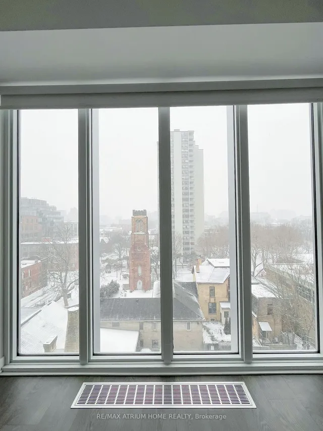 Additional image 19 of 50 Mccaul St Unit 816