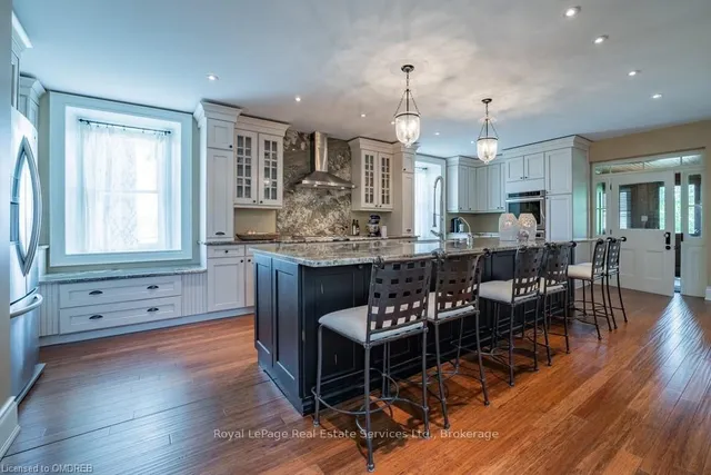 Additional image 4 of 4197 Walkers Line