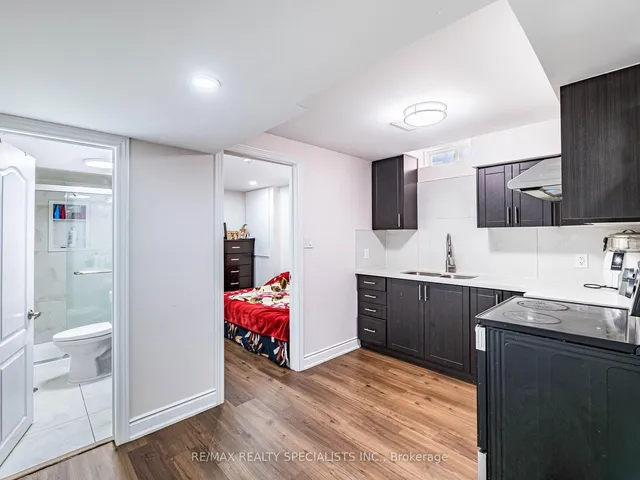 Additional image 30 of 18 Jessop Dr