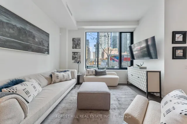 Additional image 9 of 161 Roehampton Ave Unit 103