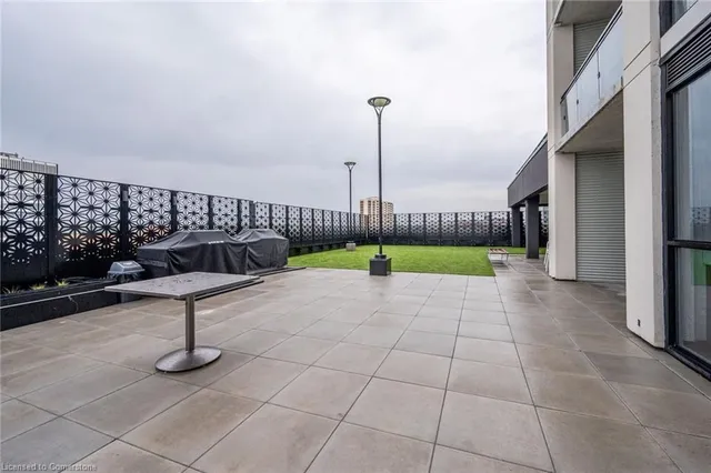 Additional image 45 of 60 Charles St Unit 2904