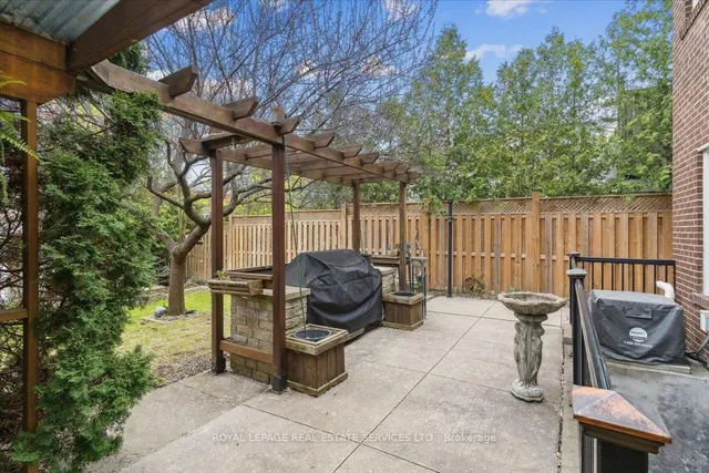 Additional image 42 of 116 Clement Rd