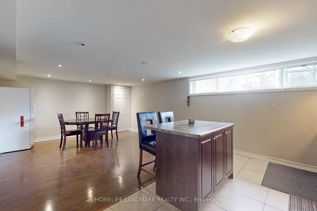 Additional image 34 of 24 Arnott St